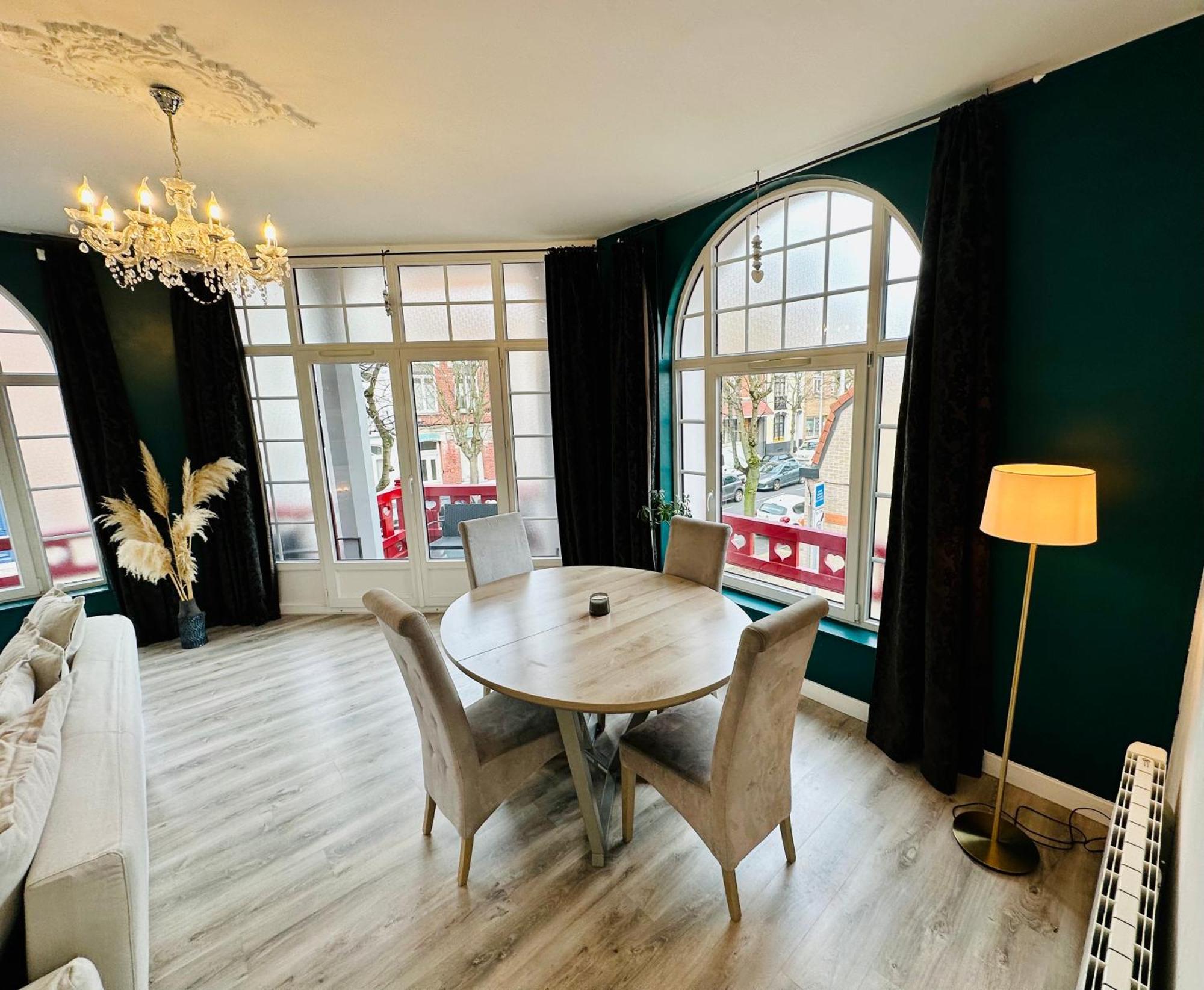 Appartement De Charme Avec Balcon - Villa Les Iris Дюнкерк Экстерьер фото